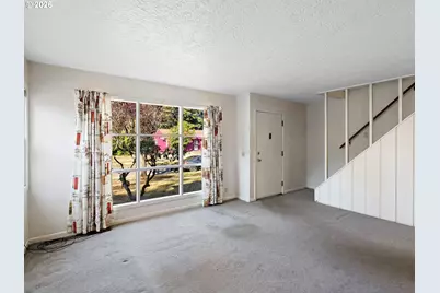 204 NE 114th Ave, Portland, OR 97220 - Photo 3