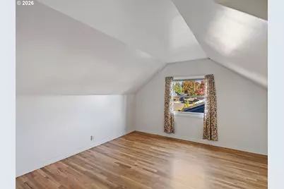 204 NE 114th Ave, Portland, OR 97220 - Photo 15