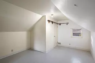 204 NE 114th Ave, Portland, OR 97220 - Photo 19