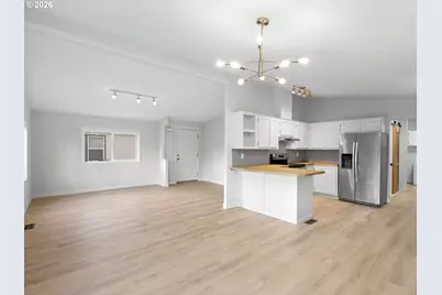 15768 SE Powell Blvd #12, Portland, OR 97236 - Photo 5