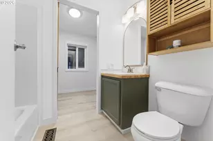 15768 SE Powell Blvd, Portland, OR 97236 - Photo 13