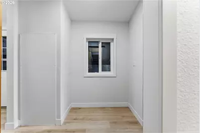 15768 SE Powell Blvd #12, Portland, OR 97236 - Photo 11