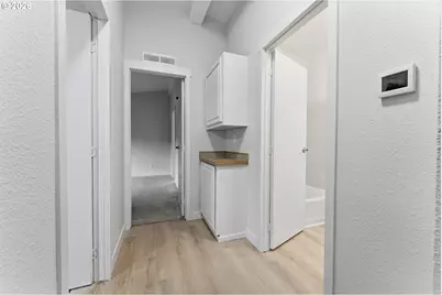 15768 SE Powell Blvd #12, Portland, OR 97236 - Photo 23