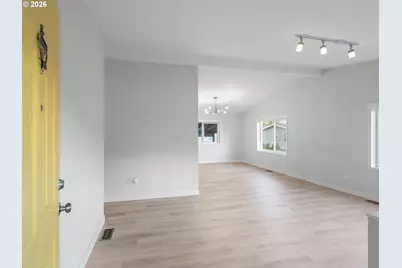 15768 SE Powell Blvd #12, Portland, OR 97236 - Photo 5