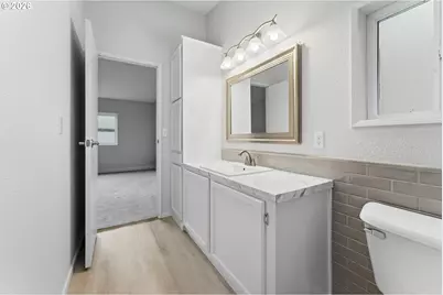 15768 SE Powell Blvd #12, Portland, OR 97236 - Photo 21