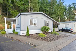 15768 SE Powell Blvd, Portland, OR 97236 - Photo 3