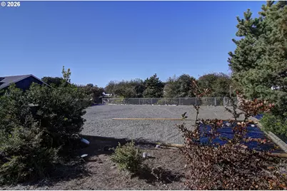30505 I St, Ocean Park, WA 98640 - Photo 3