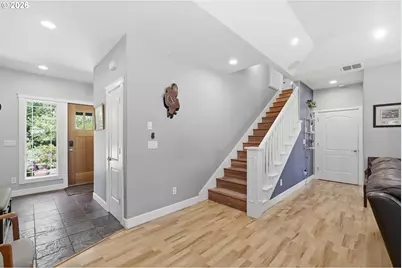 29778 Gimpl Hill Rd, Eugene, OR 97402 - Photo 25