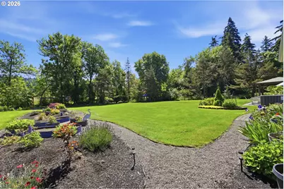 29778 Gimpl Hill Rd, Eugene, OR 97402 - Photo 39