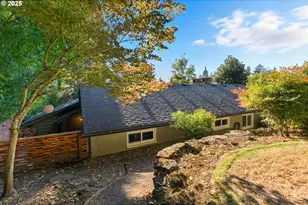 2703 Glen Eagles Rd, Lake Oswego, OR 97034 - Photo 31