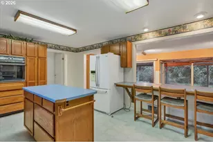 112 NE Green Ct, Albany, OR 97321 - Photo 13