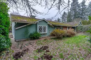 112 NE Green Ct, Albany, OR 97321 - Photo 5