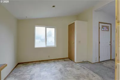 950 Pomona St #127, The Dalles, OR 97058 - Photo 9