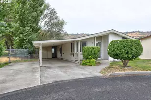 950 Pomona St, The Dalles, OR 97058 - Photo 3