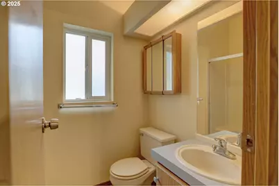 950 Pomona St #127, The Dalles, OR 97058 - Photo 15