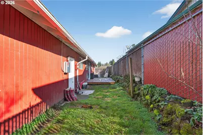 14758 SE Raintree Ct, Milwaukie, OR 97267 - Photo 33