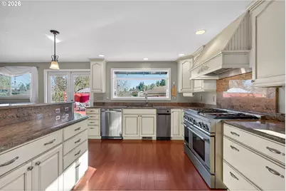 14758 SE Raintree Ct, Milwaukie, OR 97267 - Photo 9