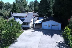 2424 NE 102nd Ave, Portland, OR 97220 - Photo 33