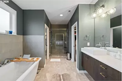 8274 SW 47th Ave, Portland, OR 97219 - Photo 25