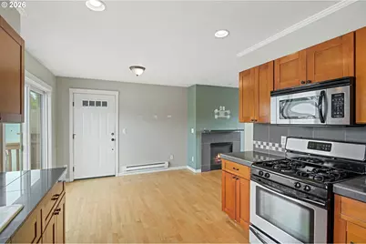 3925 SW Multnomah Blvd #201, Portland, OR 97219 - Photo 11