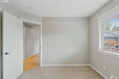 3925 SW Multnomah Blvd #201, Portland, OR 97219 - Photo 29