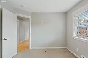 3925 SW Multnomah Blvd, Portland, OR 97219 - Photo 29