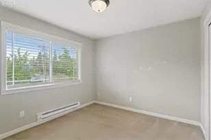 3925 SW Multnomah Blvd, Portland, OR 97219 - Photo 17