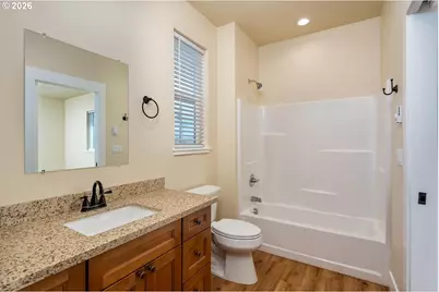 1151 W Pine St, The Dalles, OR 97058 - Photo 23