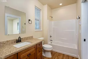 1151 W Pine St, The Dalles, OR 97058 - Photo 23