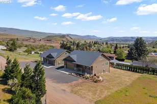 1151 W Pine St, The Dalles, OR 97058 - Photo 37