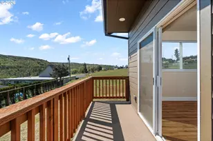 1151 W Pine St, The Dalles, OR 97058 - Photo 33