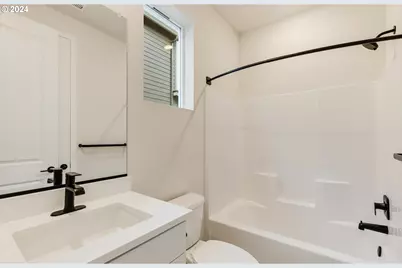 435 W Ivy St, Washougal, WA 98671 - Photo 23