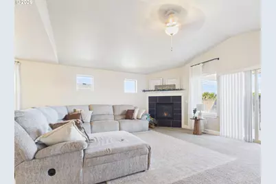 1437 E Hurlburt Ave, Hermiston, OR 97838 - Photo 3