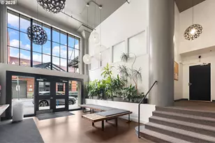 1314 NW Irving St, Portland, OR 97209 - Photo 5