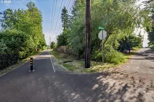 2266 SE Torbank Rd, Milwaukie, OR 97222 - Photo 5
