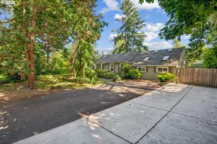2266 SE Torbank Rd, Milwaukie, OR 97222 - Photo 41