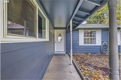 6500 SE Madrona Dr, Milwaukie, OR 97222 - Photo 7