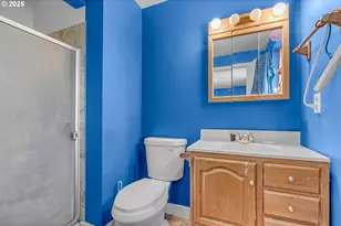 6500 SE Madrona Dr, Milwaukie, OR 97222 - Photo 25