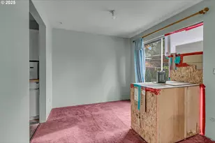 6500 SE Madrona Dr, Milwaukie, OR 97222 - Photo 11