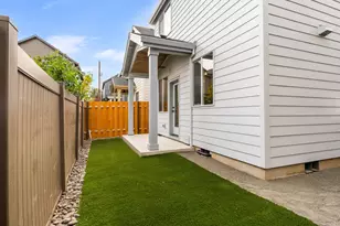 7474 N Polk Ave, Portland, OR 97203 - Photo 15