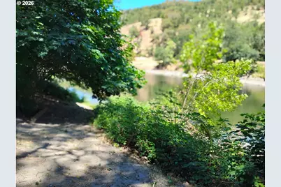 122 Kristi Lee Ln, Roseburg, OR 97471 - Photo 23