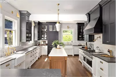 11175 S Riverwood Rd, Portland, OR 97219 - Photo 13