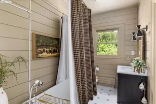 11175 S Riverwood Rd, Portland, OR 97219 - Photo 31