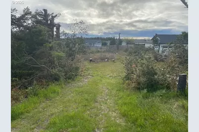 31311 J Pl, Ocean Park, WA 98640 - Photo 1