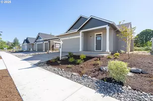 718 Tigerlily St, Silverton, OR 97381 - Photo 3