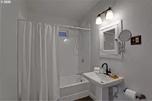 6425 NE 35th Ave, Portland, OR 97211 - Photo 19