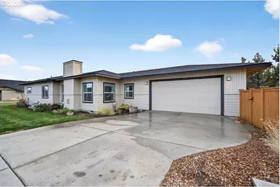 559 NW Rimrock Ct, Redmond, OR 97756 - Photo 29