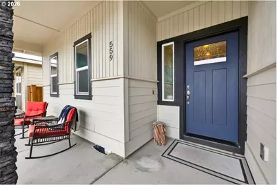 559 NW Rimrock Ct, Redmond, OR 97756 - Photo 3