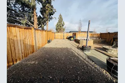 559 NW Rimrock Ct, Redmond, OR 97756 - Photo 35