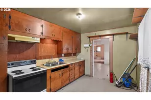 42 E St, Lebanon, OR 97355 - Photo 21